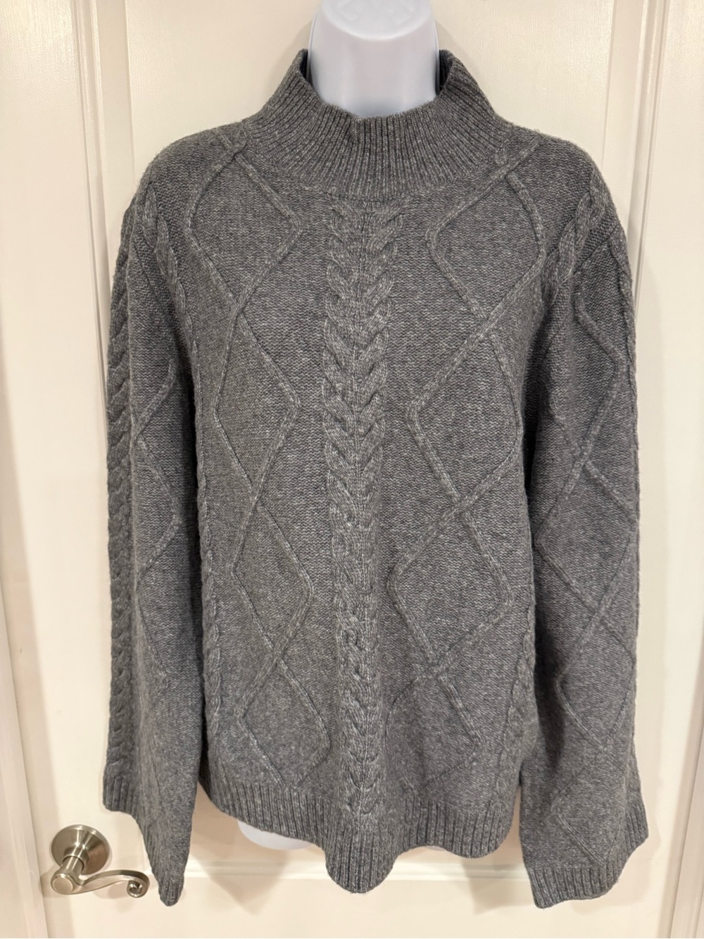 LOFT Men's Gray Cable Turtleneck Sweater